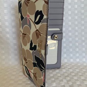 Kate spade large slim bifold wallet